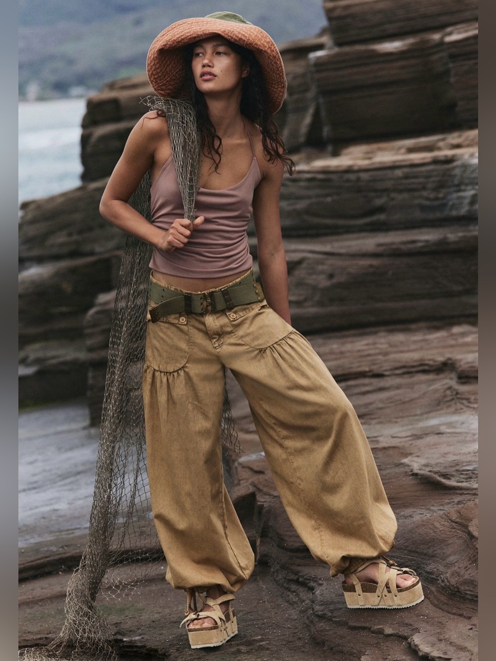 We The Free Lotus Balloon Jeans~ Mustard - Picture 2 of 5